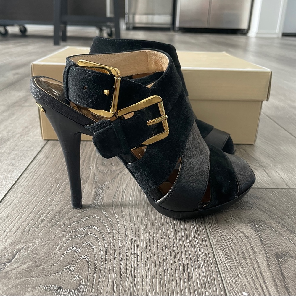 Michael Kors kincade strap heels
